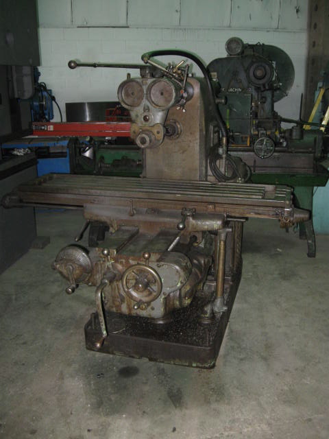 X=29" - Y=12" - Z=20" KEARNEY & TRECKER ... HORIZONTAL MILL